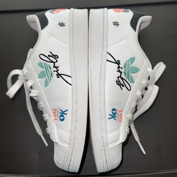 COPY - ADIDAS SNICKERS ART EDITION - Picture 5 of 8